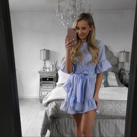 LAST ONE!!! Strip Half Sleeve Mini Dress Ruffles - Picture 4 of 8